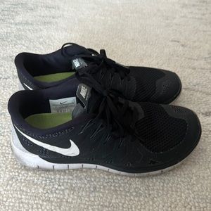 Black Nike Free 5.0